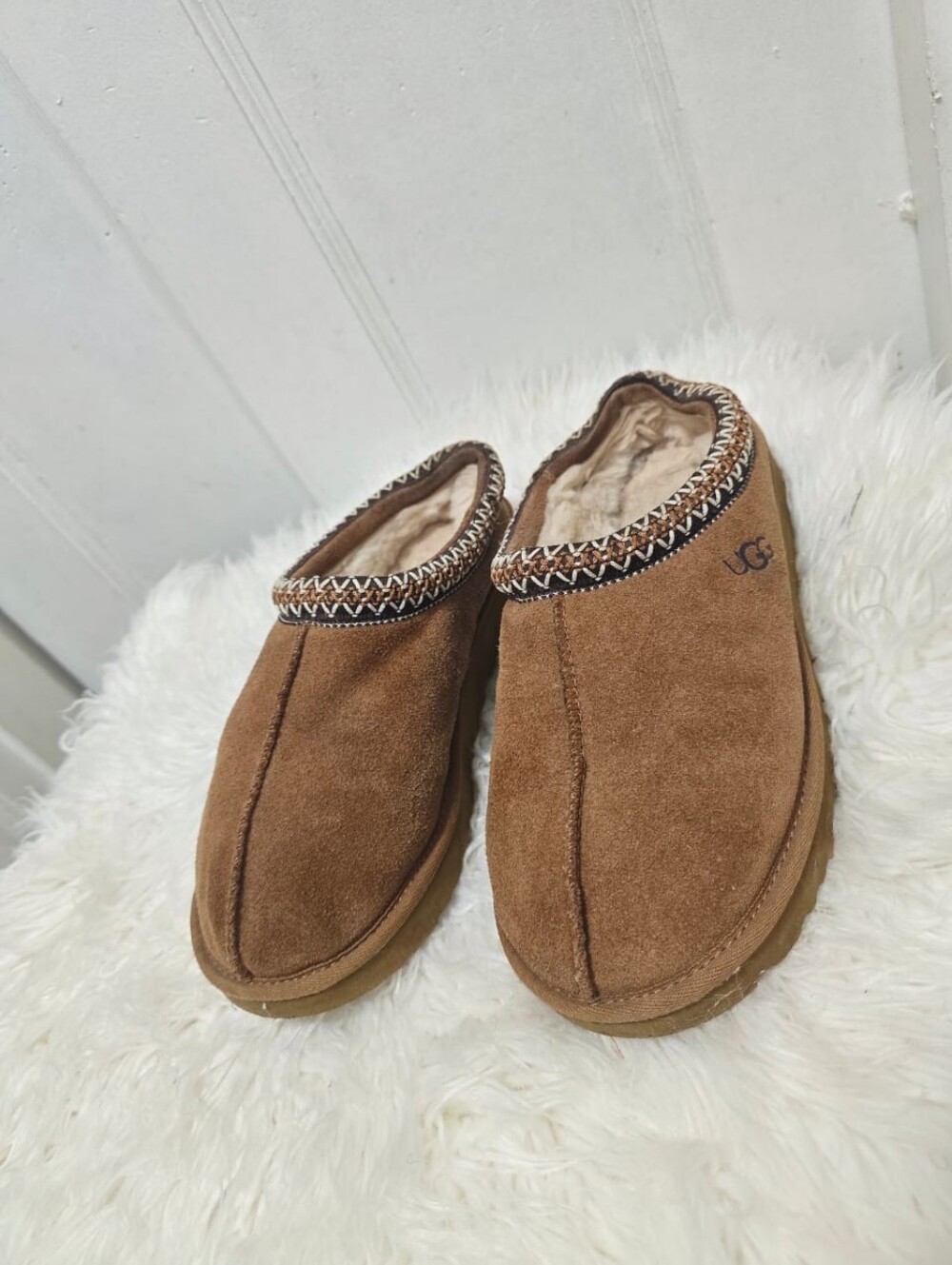 UGG Chestnut Brown Suede Shearling-Lined Clog Mules - Picture 5 of 10